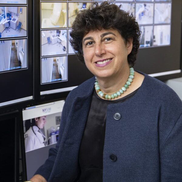 Sondra Zabar Headshot